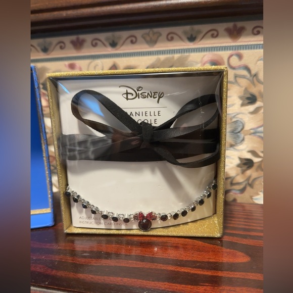 Danielle Nicole Jewelry - Danielle Nicole Blue and Gold Box